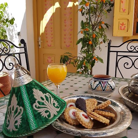 Riad Dar Zouhour Rabat Buitenkant foto